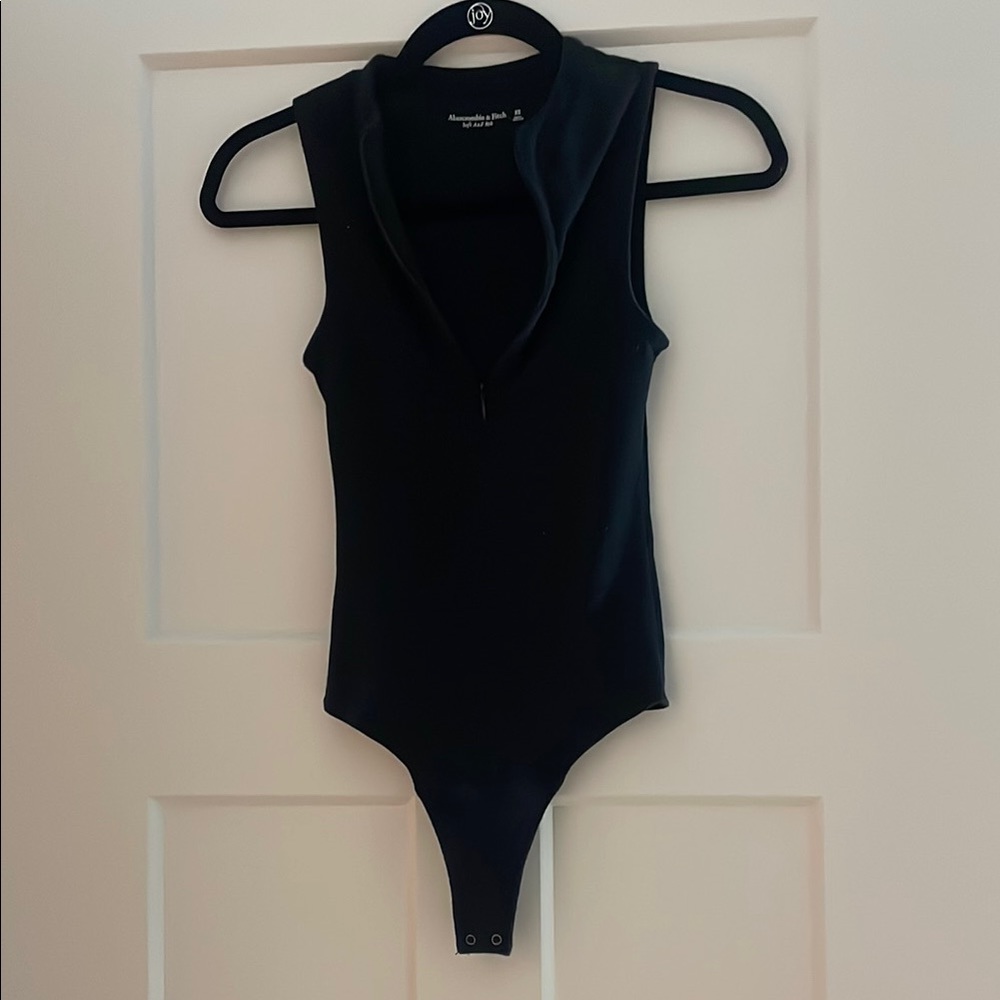 Abercrombie & Fitch Black Sleeveless Bodysuit with Snap Closure